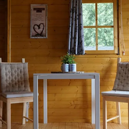 Peenehof Koeppen - & Schlaffaesser * Jordenstorf