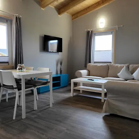 Peenehof Koeppen - & Schlaffaesser *