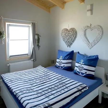 Appartement Peenehof Koeppen - & Schlaffaesser *