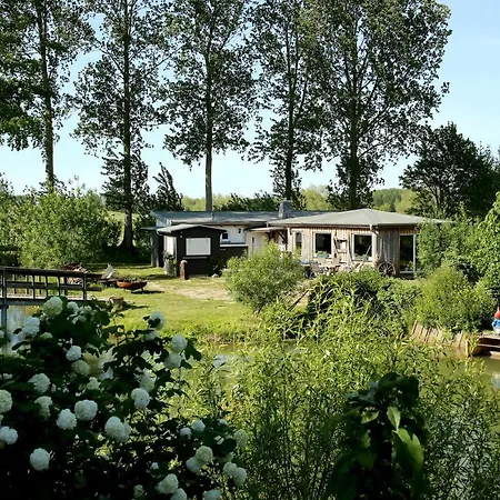 Appartement Peenehof Koeppen - & Schlaffaesser