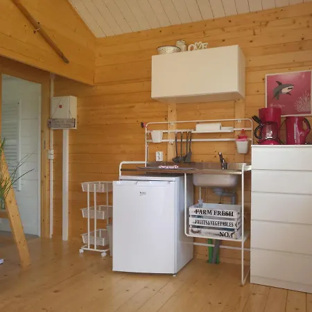 Peenehof Koeppen - & Schlaffaesser Jordenstorf