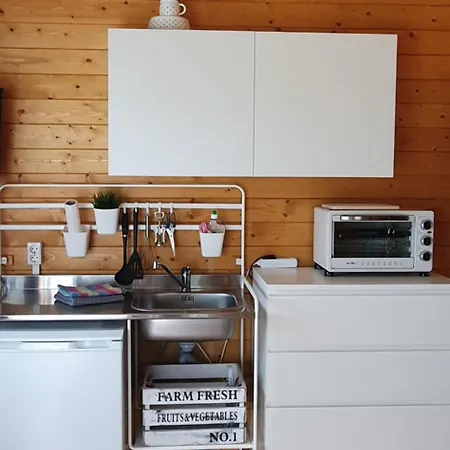 Peenehof Köppen - Ferienwohnungen&schlaffässer *