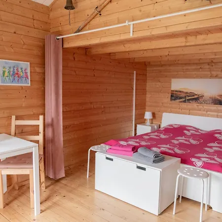 Peenehof Koeppen - & Schlaffaesser *