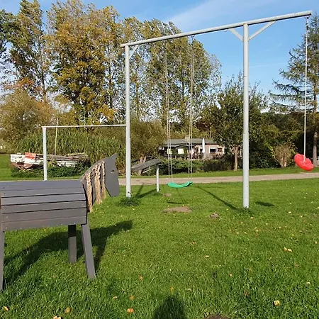 Appartement Peenehof Koeppen - & Schlaffaesser