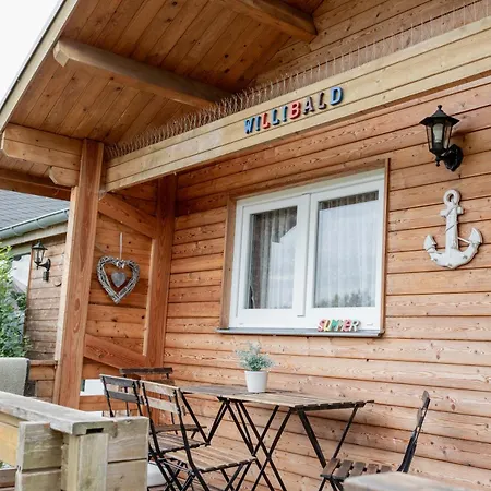 Apartment Peenehof Köppen - Ferienwohnungen&schlaffässer Jordenstorf