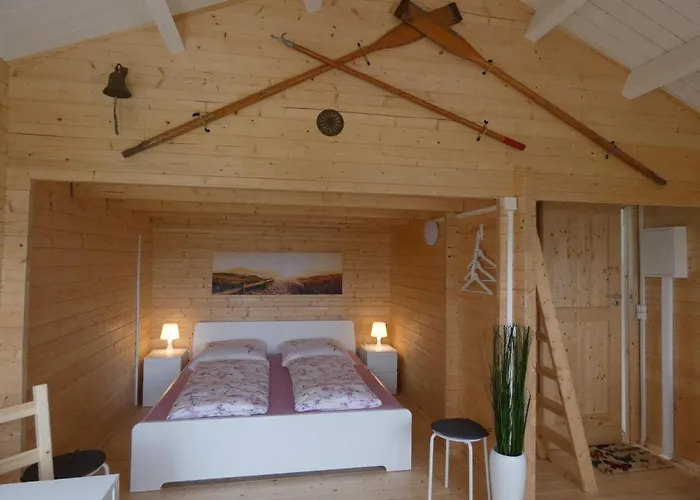 Peenehof Koeppen - & Schlaffaesser