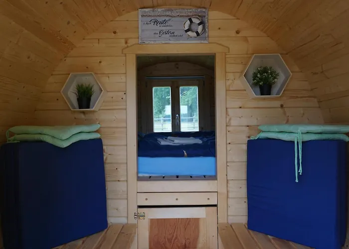 Peenehof Koeppen - & Schlaffaesser *