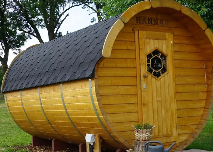 Peenehof Koeppen - & Schlaffaesser