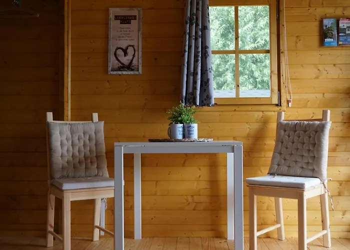 Peenehof Koeppen - & Schlaffaesser * Jordenstorf