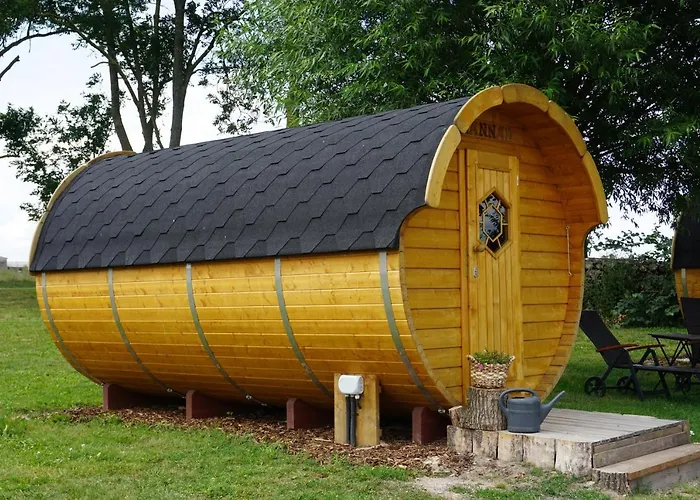 Peenehof Koeppen - & Schlaffaesser Jordenstorf