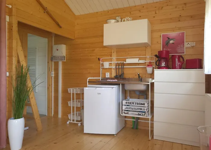 Peenehof Koeppen - & Schlaffaesser Jordenstorf