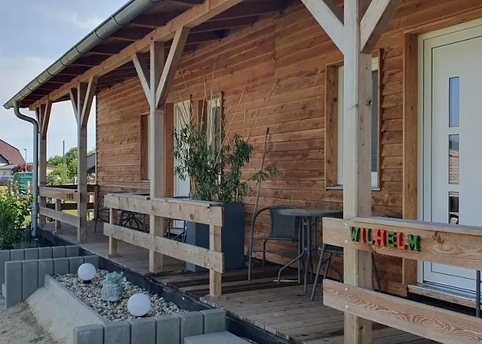 Peenehof Koeppen - & Schlaffaesser 公寓 *