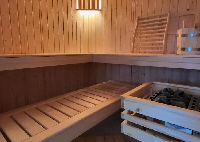 Peenehof Koeppen - & Schlaffaesser * Jordenstorf