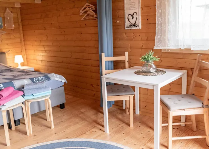 Peenehof Koeppen - & Schlaffaesser 公寓 Jordenstorf